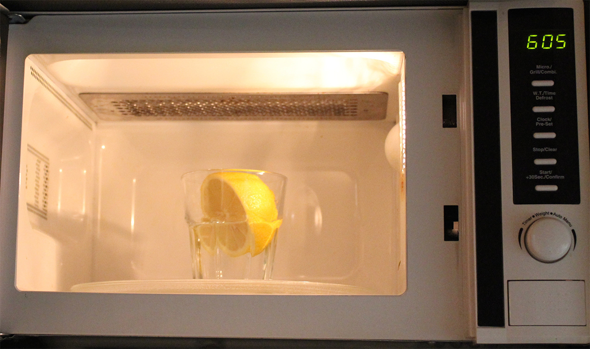 HelplingHaushaltstippMikrowelle_Reinigen