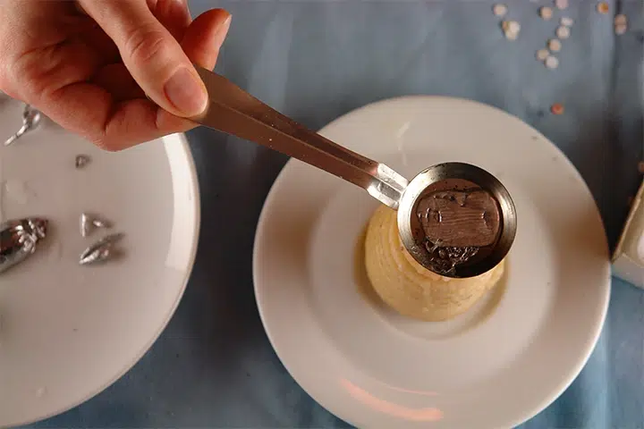 Bleigiessen Ueber Kerze