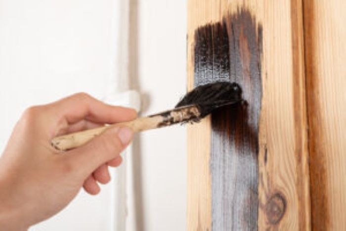 Varnishing Doorway Applying Varnish With Brush Wooden Surface 300X200 1