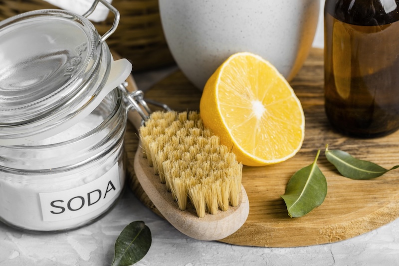 High Angle Eco Friendly Cleaning Brush With Lemon Baking Soda